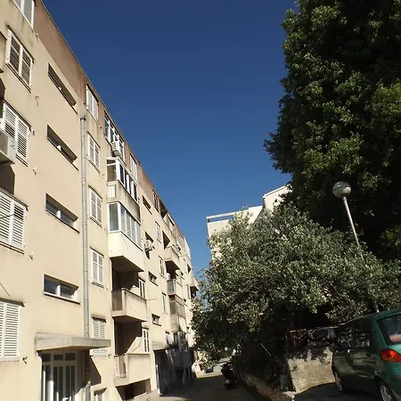 Lea Apartment